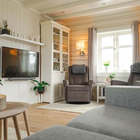 Lofoten apartments Reine Buitenkant foto