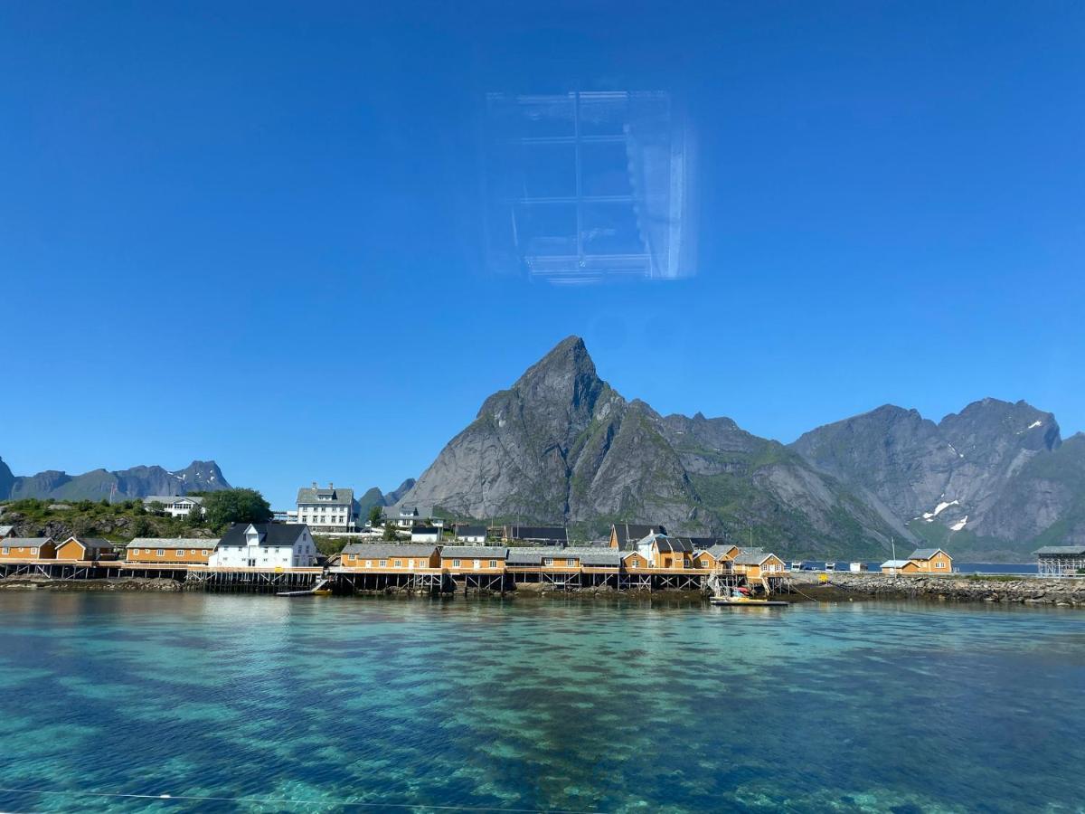 Lofoten apartments Reine Buitenkant foto