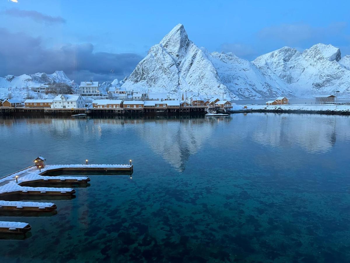 Lofoten apartments Reine Buitenkant foto