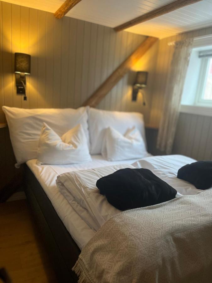 Lofoten apartments Reine Buitenkant foto